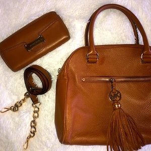Michael Kors Purse & Wallet